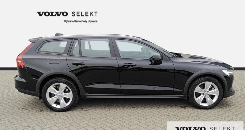 Volvo V60 Cross Country cena 174500 przebieg: 58544, rok produkcji 2021 z Krosno małe 704